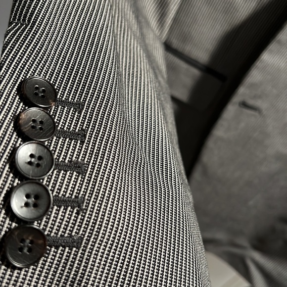 Authentic Gucci Suit - Black/White - Picture 4 of 7